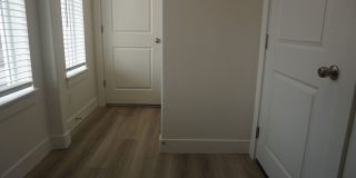 Layton Townhome 3 Bed 2.5 Bath Gallery 3