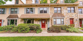 11 CHATEAU Circle Gallery 1