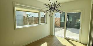 3 Bedrooms 2 1/2 Bathrooms - Where Mountains meet you at upscale living! Gallery 19