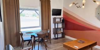 Cozy & Furnished 2 Bed 1 bath Home! Gallery 5