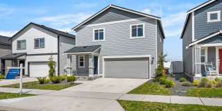Beautiful 2022 Built Home With Views! Gallery 25