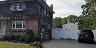 423 Clarice Boulevard Gallery 1