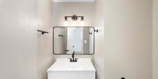 Oval Spring Apartments Gallery 41