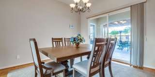 1922 Fernbrook Court Gallery 17