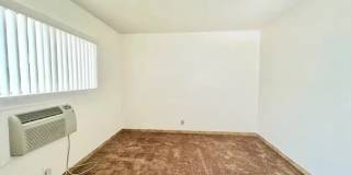 9747 Riverview Gallery 4