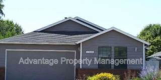 1138 NE Conser Pl Gallery 1