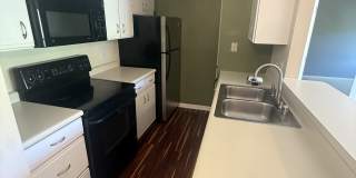 10 Woodland Hills Dr Gallery 1