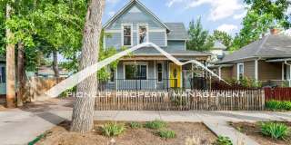 Charming 3BR Victorian Near Old Colorado City with 3 bedroom/ 1.5 bathroom Gallery 1