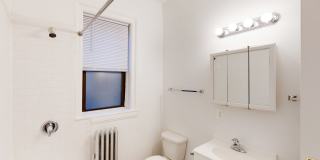 5474-5480 S. Hyde Park Boulevard Gallery 7