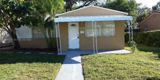 2418 Liberty St Gallery 1