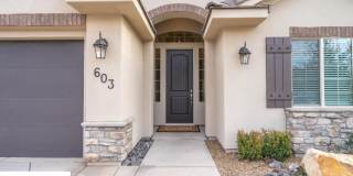 Beautiful 4 Bedroom Home Gallery 17