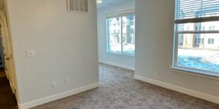 Gorgeous Condo! Gallery 33