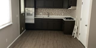 1850 McKelvey Road Gallery 1