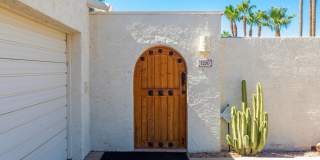 7270 E LOMA Lane Gallery 1