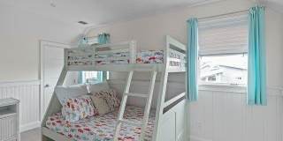 674 Ocean Breeze Gallery 11
