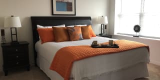 301 Riverwalk Place Gallery 11