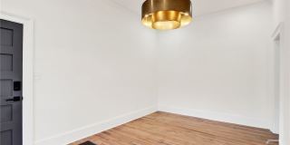 105 E Gwinnett Street unit: 1 Gallery 8