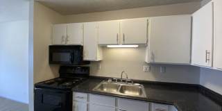 Vantage Pointe Apartments Gallery 9
