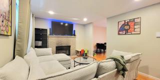 877 COUNTRY PLACE Drive Gallery 1