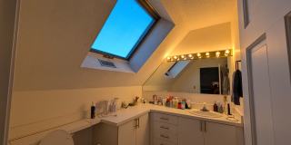 Fantastic, Modern 3-bedroom, 2.5 Bath Townhouse w/ Backyard Gallery 4