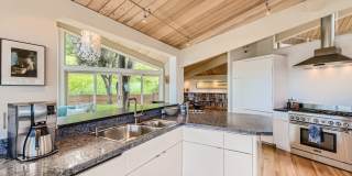 One of a Kind 3 BDR in west Boulder - Live in a Piece of Art Gallery 15