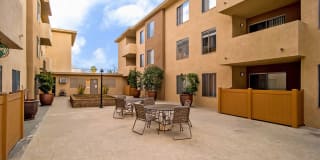 Los Robles Apartments Gallery 57
