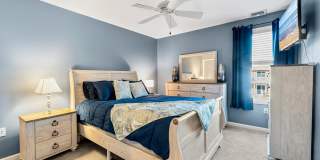 700 N Surrey Ave Gallery 28