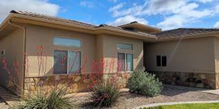 4 Bedroom Home Near Pine View High School With 2 Car Garage Gallery 5