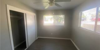 25276 Barton Road Gallery 12