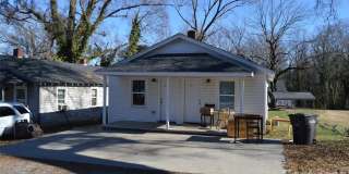 515 S Elm Street Gallery 1