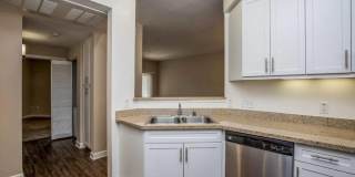Senior Housing - Monaco Apartments Gallery 79