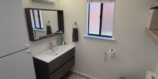 Charming & Modern 2-Bedroom Townhome Walkable to Downtown Los Altos Gallery 7