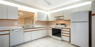 150 S Hollybrook Ter Gallery 9