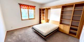 Dog Friendly 3 bed 2 bath Home Dog Friendly 3 bed 2 bath Home Gallery 8