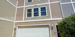 Beautiful 2BR Townhome in Ankeny – Great Location & Modern Features Gallery 1