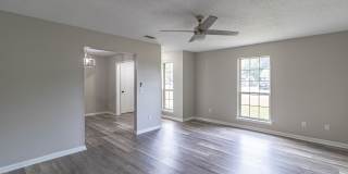1103 Ballard Drive Gallery 8