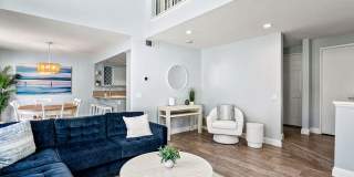 Updated & Furnished 3BR Townhome with Loft & Lake Access Gallery 10