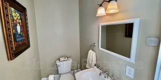 192 Wentworth Street - B Gallery 18