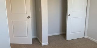 Beautiful Home in Bend's Desirable Farmington Reserve Gallery 11