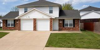 3 bedrooms and 2 bathrooms Gallery 1