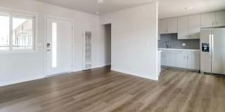 1193 Florence Street Gallery 23