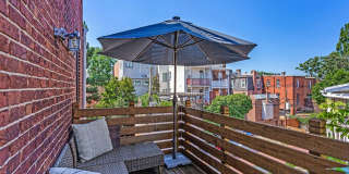 Kalorama Apartment – Renovated One-Bedroom with Private Balcony Gallery 20