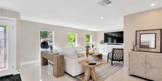 807 SNUG Island Gallery 53