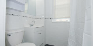 Nicely renovated 4 bed unit near the Green Line and BU! Gallery 9