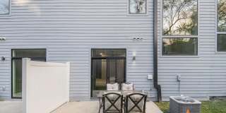 -Live Bold at The Ten – Modern 3BR / 2.5BA Townhome + Elevator Gallery 24