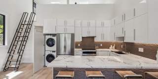 Newly Built Home With Loft in Downtown Palo Alto Gallery 1