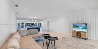 1055 Stillwater Dr Gallery 14