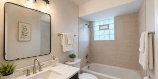4425 Prairie Avenue Gallery 15