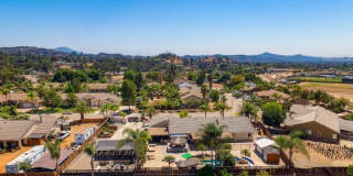 1922 Fernbrook Court Gallery 15