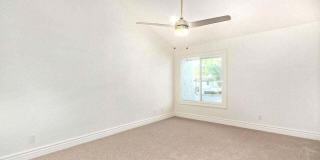 1530 S River Drive Gallery 18
